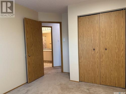 203 250 Athabasca Street E, Moose Jaw, SK - Indoor Photo Showing Other Room