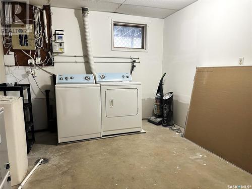 508 3Rd Street, Humboldt, SK - Indoor Photo Showing Laundry Room