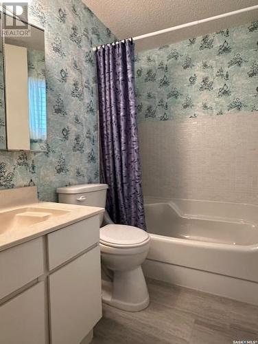 48 Vanier Drive, Melville, SK - Indoor Photo Showing Bathroom