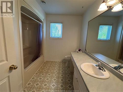 16 Gould Beach Rd, Shediac, NB - Indoor Photo Showing Bathroom