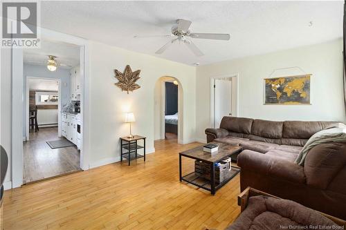 277 Carney Street, Fredericton, NB - Indoor Photo Showing Living Room