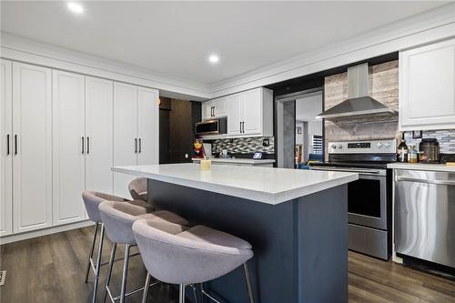 377 Book Road, Grimsby, ON - Indoor Photo Showing Kitchen