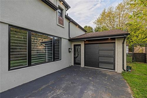 377 Book Road, Grimsby, ON - Outdoor With Exterior