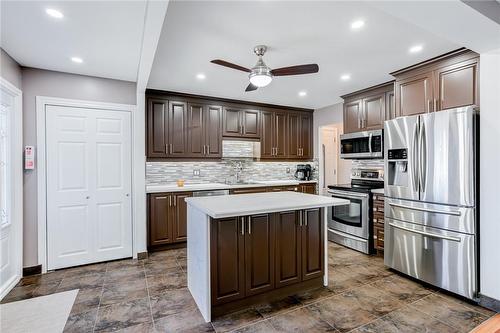 40 Queenslea Drive, Hamilton, ON - Indoor Photo Showing Kitchen With Stainless Steel Kitchen With Upgraded Kitchen