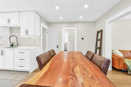 279 Province Street S, Hamilton, ON - Indoor Photo Showing Dining Room