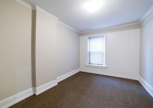 82 Victoria Avenue S, Hamilton, ON - Indoor Photo Showing Other Room