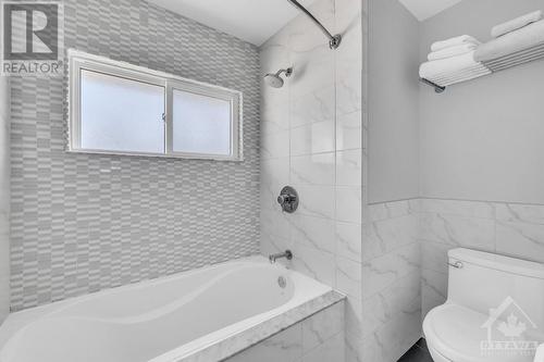 655 Mansfield Avenue, Ottawa, ON - Indoor Photo Showing Bathroom