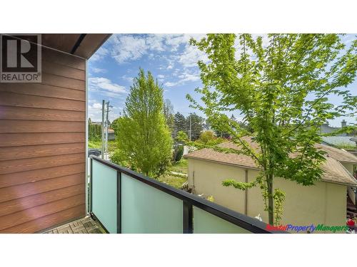 210 7001 Royal Oak Avenue, Burnaby, BC - Outdoor With Exterior