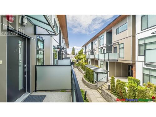 210 7001 Royal Oak Avenue, Burnaby, BC - Outdoor