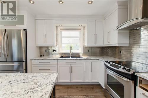 4 Francfort Cres, Moncton, NB - Indoor Photo Showing Kitchen With Upgraded Kitchen