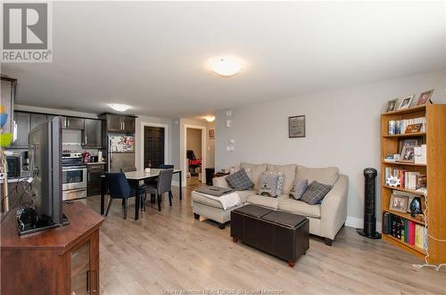4 Francfort Cres, Moncton, NB - Indoor Photo Showing Living Room