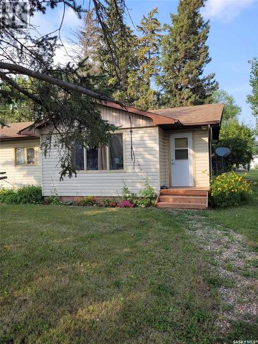 404 Second Avenue, Spy Hill, SK - Outdoor