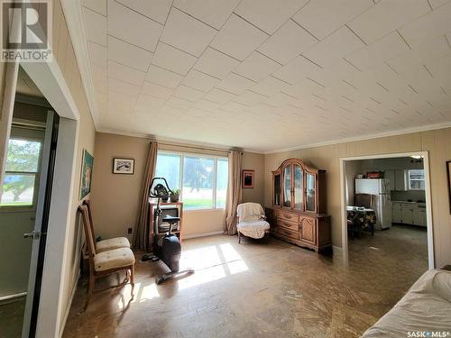 404 Second Avenue, Spy Hill, SK - Indoor