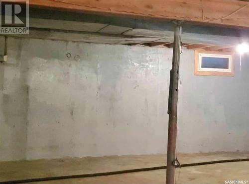 404 Second Avenue, Spy Hill, SK - Indoor Photo Showing Basement