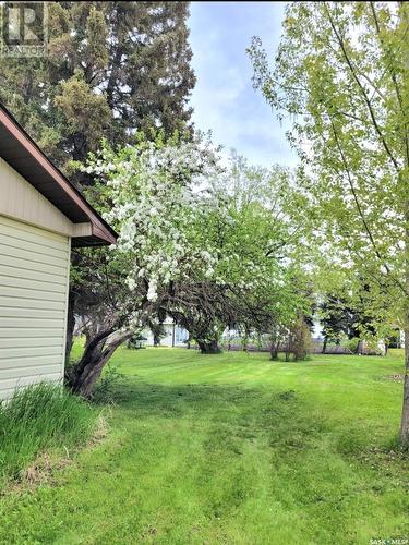 404 Second Avenue, Spy Hill, SK - Outdoor