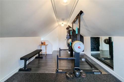 109 Mcanulty Boulevard, Hamilton, ON - Indoor Photo Showing Gym Room