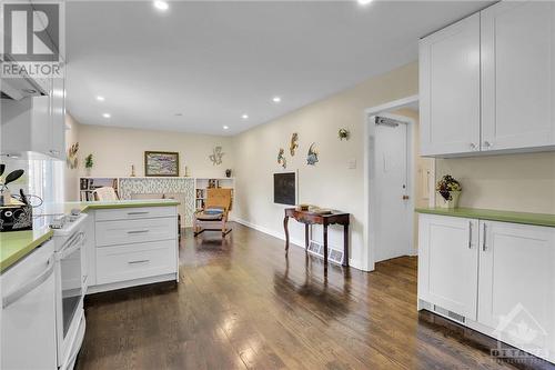 436 Mansfield Avenue, Ottawa, ON - Indoor Photo Showing Kitchen