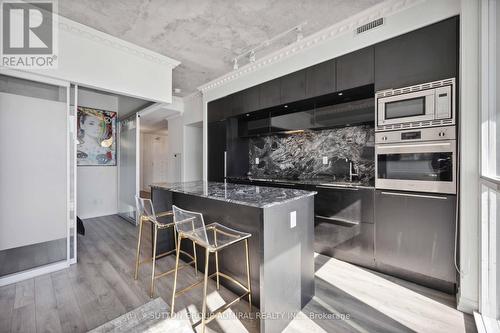 1607 - 88 Blue Jays Way, Toronto, ON - Indoor Photo Showing Kitchen With Upgraded Kitchen