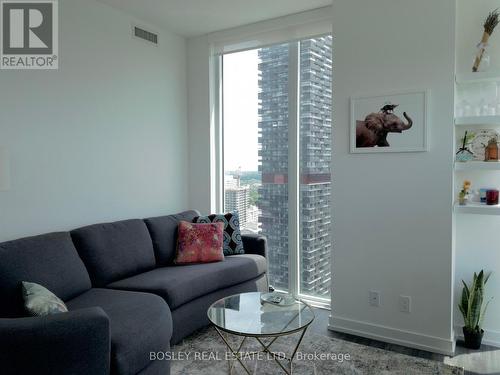2807 - 33 Helendale Avenue, Toronto, ON - Indoor Photo Showing Living Room