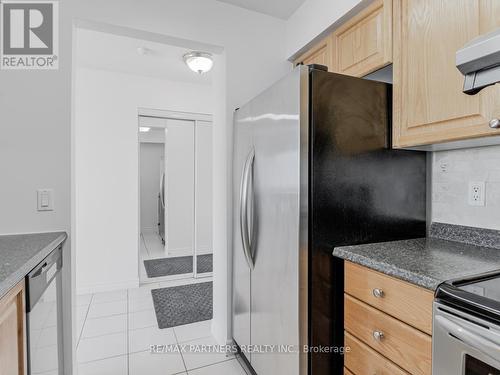 907 - 3088 Kennedy Road, Toronto (Steeles), ON - Indoor Photo Showing Kitchen