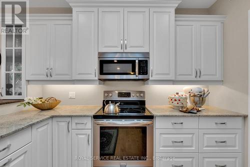 179 Ontario Street N, Brighton, ON - Indoor Photo Showing Kitchen With Upgraded Kitchen