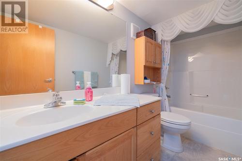 202 314 Nelson Road, Saskatoon, SK - Indoor Photo Showing Bathroom
