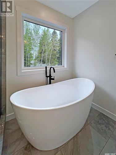 4 Harnish Place, Candle Lake, SK - Indoor Photo Showing Bathroom