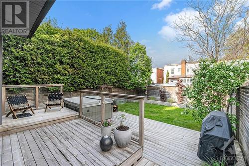 121 Hamilton Avenue N, Ottawa, ON - Outdoor With Deck Patio Veranda