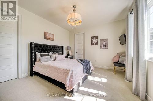 116 Klein Mills Road, Vaughan, ON - Indoor Photo Showing Bedroom