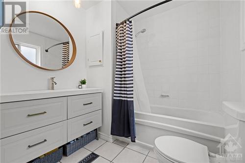 7 Gentle Gate Crescent, Ottawa, ON - Indoor Photo Showing Bathroom