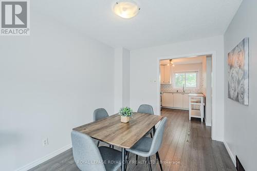 60 - 443 Victoria Road N, Guelph, ON - Indoor Photo Showing Dining Room