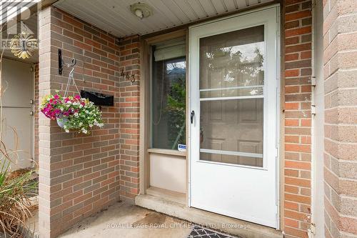 60 - 443 Victoria Road N, Guelph, ON - Outdoor With Exterior