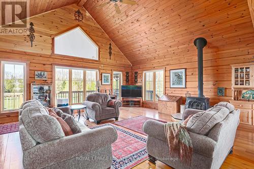 545413 Sideroad 4A Side Road, Grey Highlands, ON - Indoor Photo Showing Living Room With Fireplace