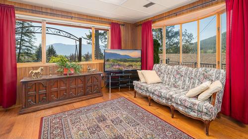 208 36Th Avenue, Erickson, BC - Indoor