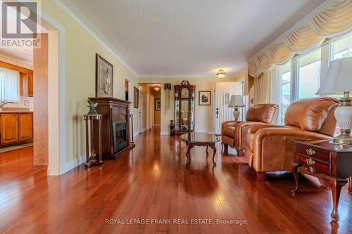 940 Townline Road S, Oshawa, ON - Indoor Photo Showing Other Room