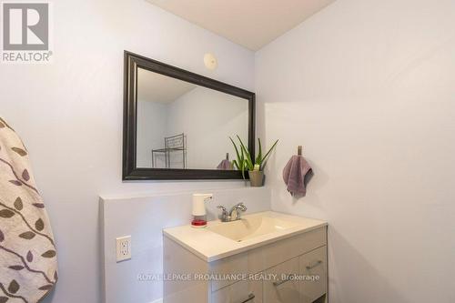 2 Staikos Court, Quinte West, ON - Indoor Photo Showing Bathroom