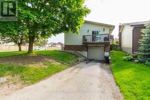 2 Staikos Court, Quinte West, ON - Outdoor