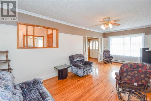 7705 Saint-Paul Street, Bas-Caraquet, NB - Indoor Photo Showing Living Room