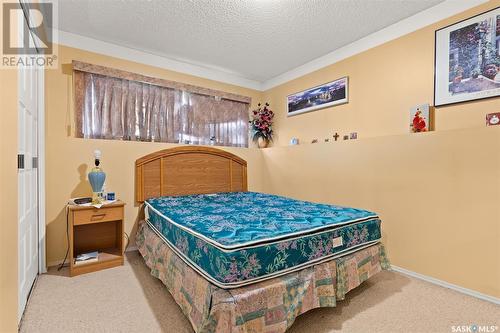 75 Groome Avenue, Regina, SK - Indoor Photo Showing Bedroom