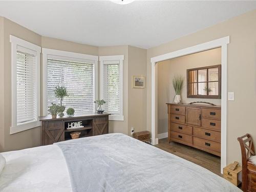 192 Captain Morgans Blvd, Protection Island, BC - Indoor Photo Showing Bedroom