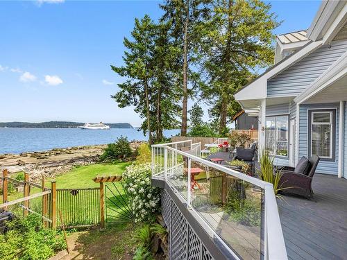 192 Captain Morgans Blvd, Protection Island, BC - Outdoor With Body Of Water