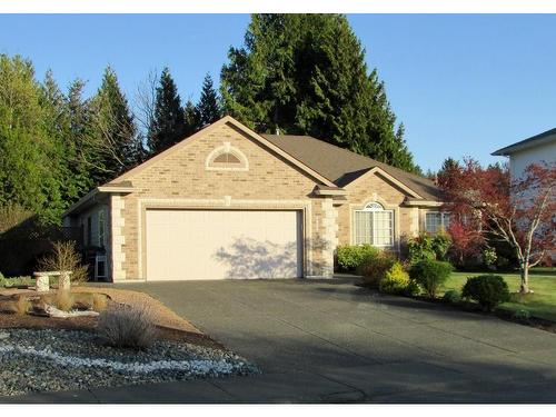 1832 Mallard Dr, Courtenay, BC - Outdoor