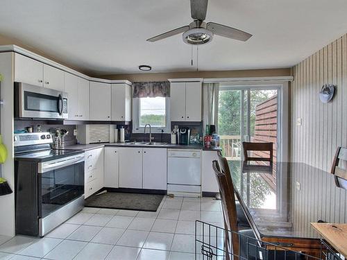 Kitchen - 234 Av. Du Zinc, Rouyn-Noranda, QC - Indoor Photo Showing Kitchen