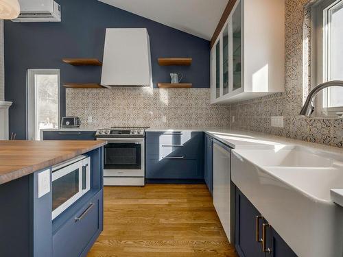 Kitchen - 720 Ch. De L'Île-Grandbois, Saint-Casimir, QC - Indoor Photo Showing Kitchen With Upgraded Kitchen