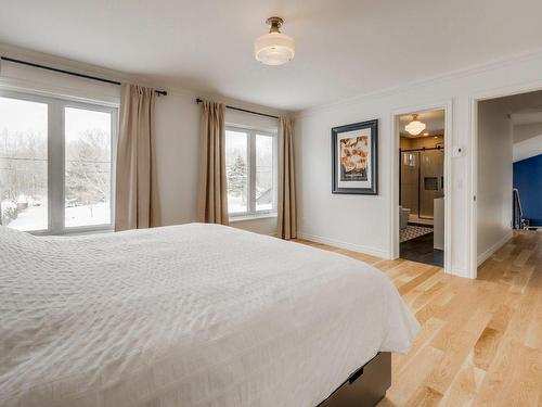 Master bedroom - 720 Ch. De L'Île-Grandbois, Saint-Casimir, QC - Indoor Photo Showing Bedroom