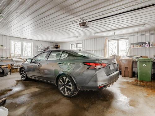 Garage - 720 Ch. De L'Île-Grandbois, Saint-Casimir, QC - Indoor Photo Showing Garage