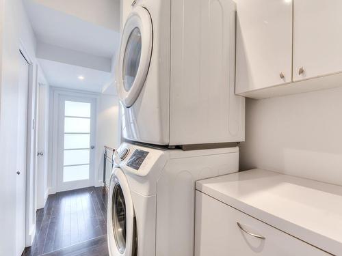 Salle de lavage - Ph-01-5999A Av. De Monkland, Montréal (Côte-Des-Neiges/Notre-Dame-De-Grâce), QC - Indoor Photo Showing Laundry Room