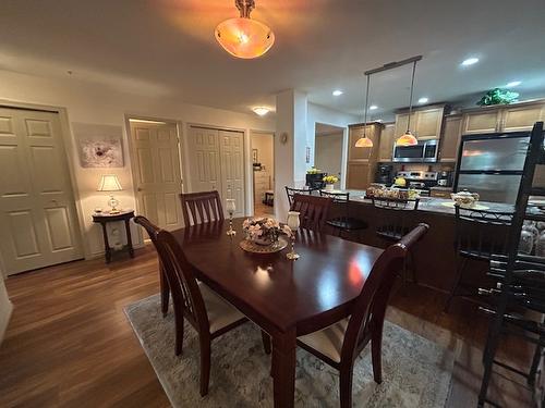 303-2125 Atkinson Street, Penticton, BC - Indoor Photo Showing Dining Room