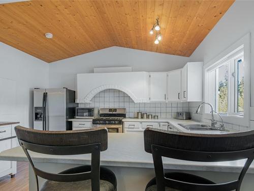 4452 Sleepy Hollow Road, Armstrong, BC - Indoor Photo Showing Kitchen With Double Sink