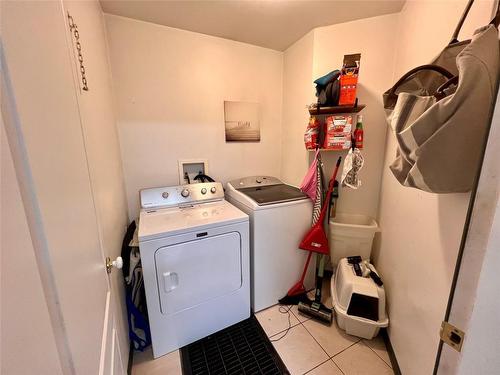 439 Similkameen Avenue, Princeton, BC - Indoor Photo Showing Laundry Room